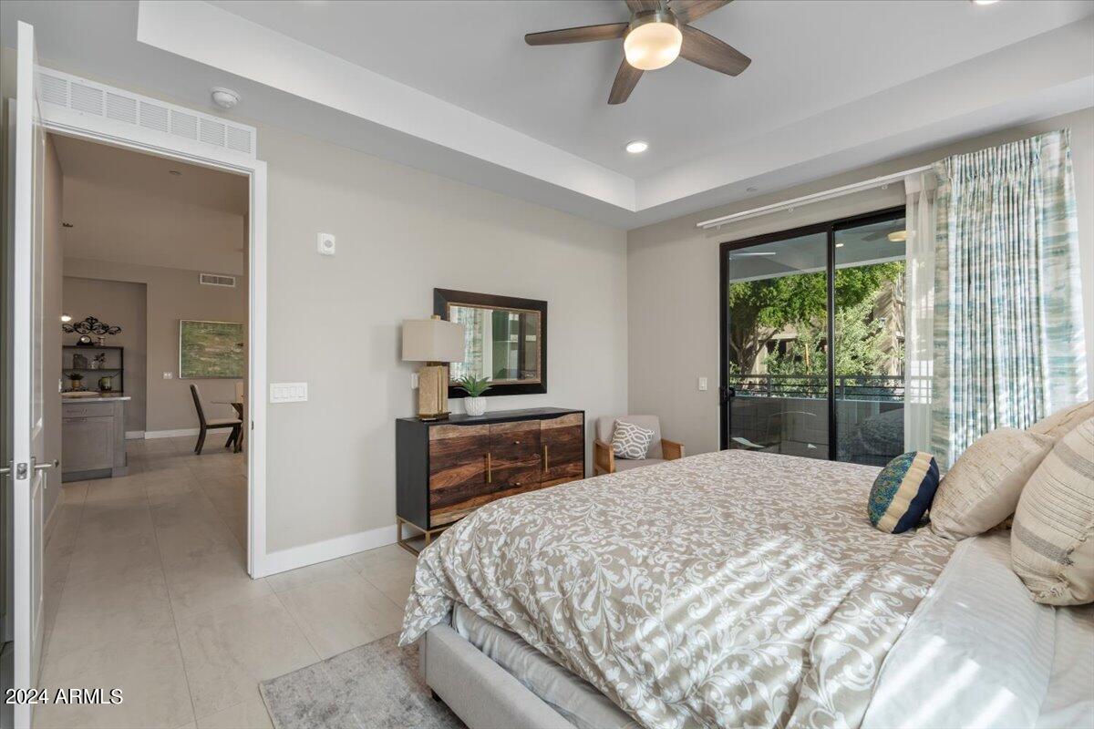 5250 E DEER VALLEY Drive, 160