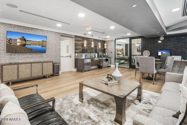 5250 E DEER VALLEY Drive, 160