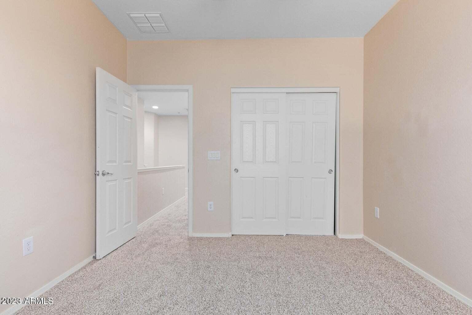 15240 N 142ND Avenue, 1097