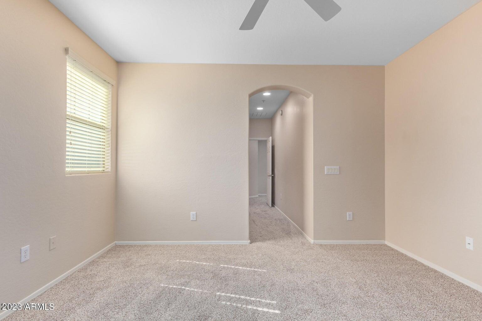 15240 N 142ND Avenue, 1097