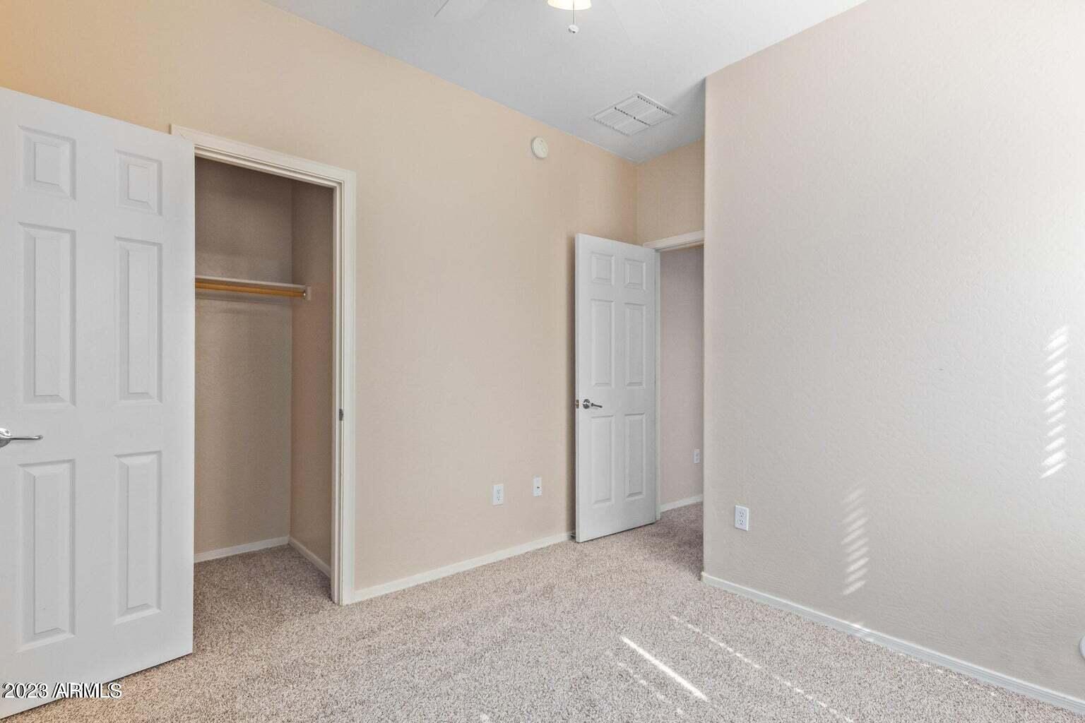 15240 N 142ND Avenue, 1097
