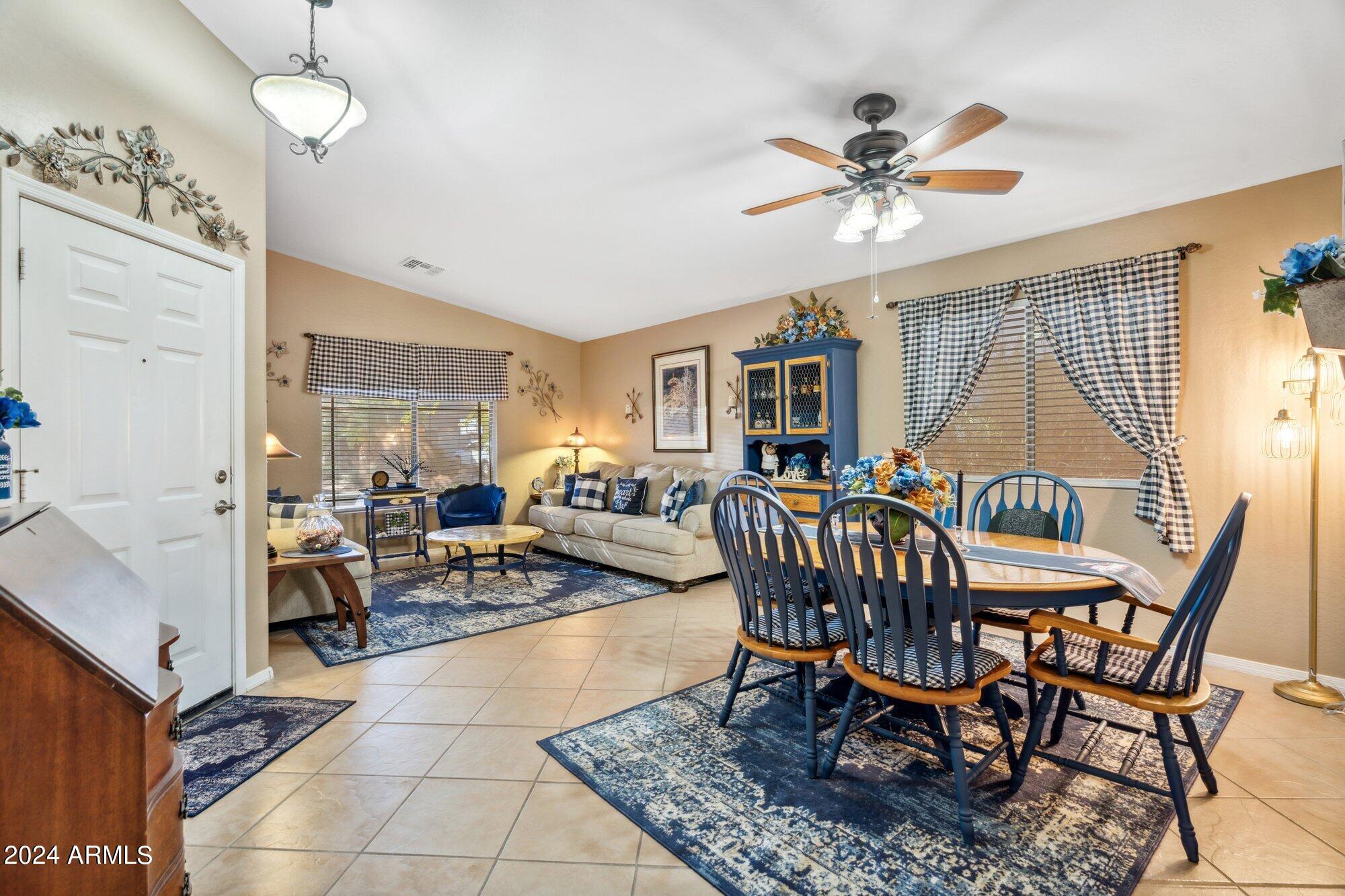 624 W RATTLESNAKE Place