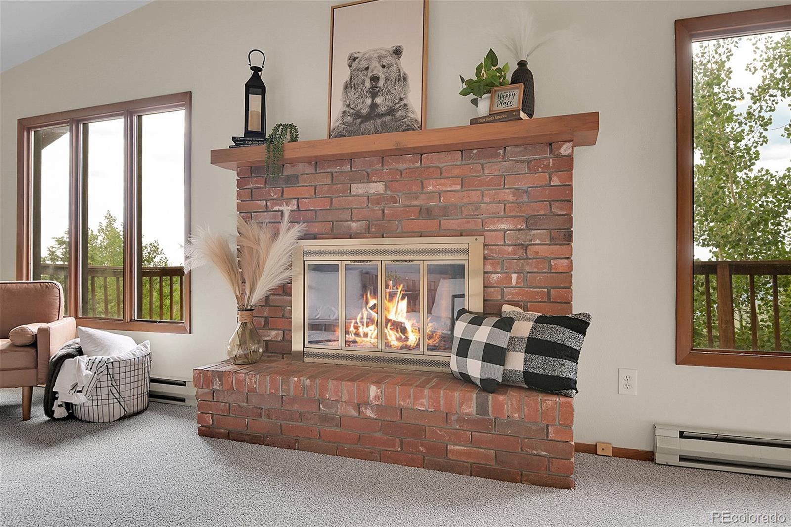 83 Hill Circle