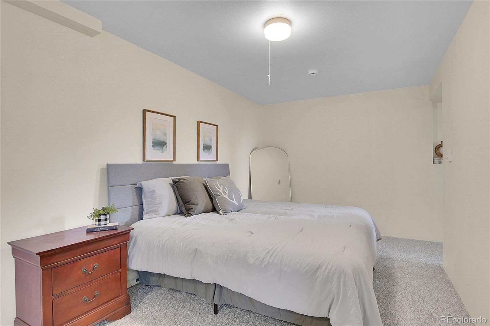 83 Hill Circle