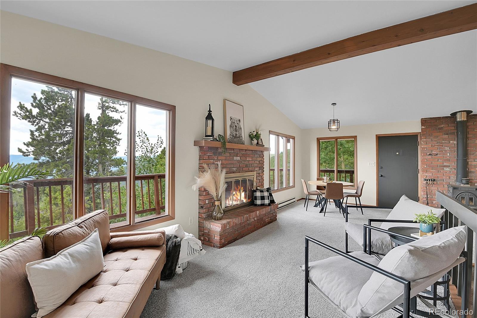 83 Hill Circle
