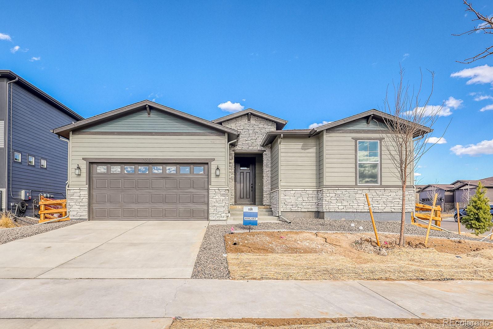 3818 N Buchanon Way