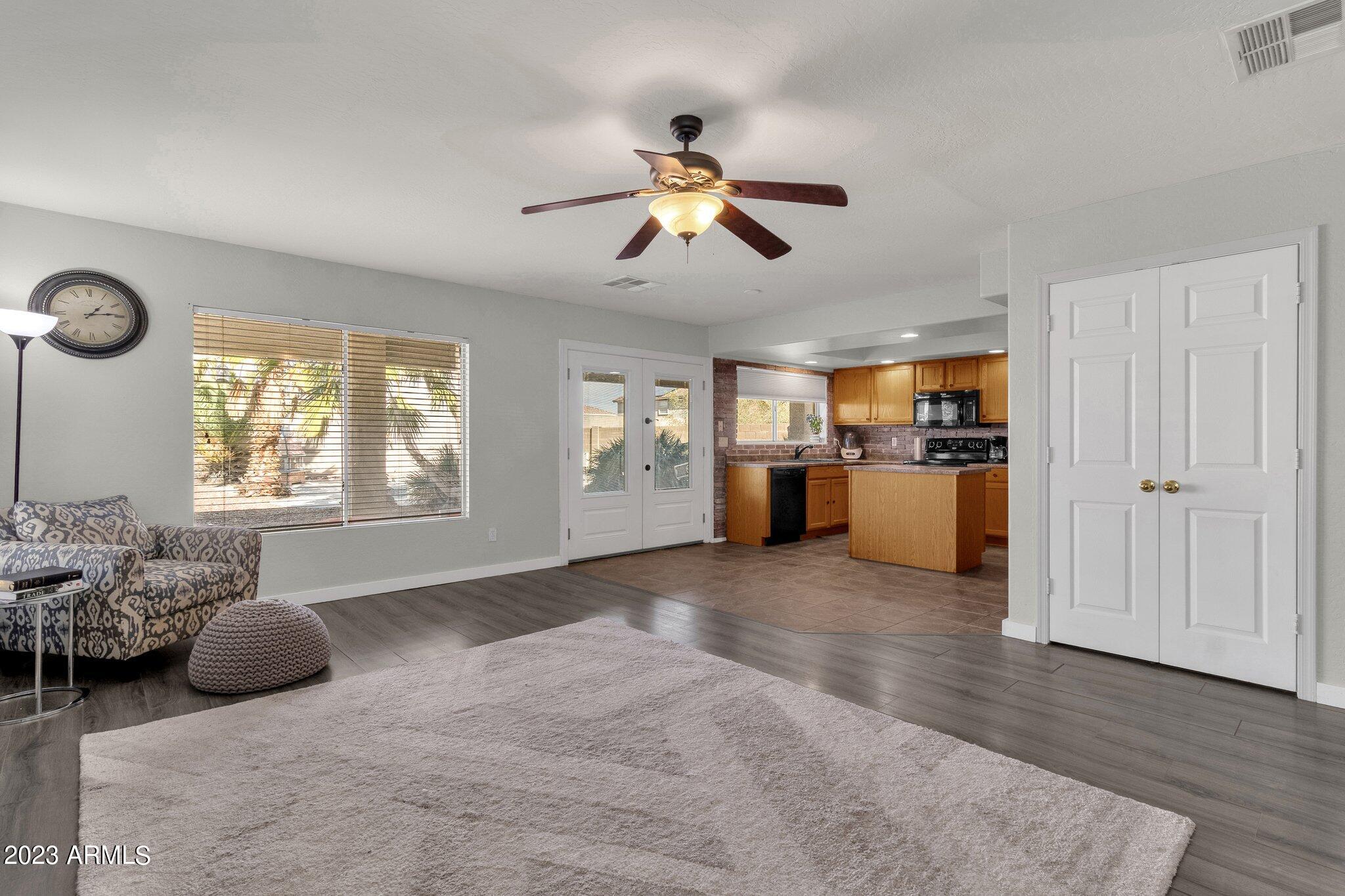22184 W MORNING GLORY Street