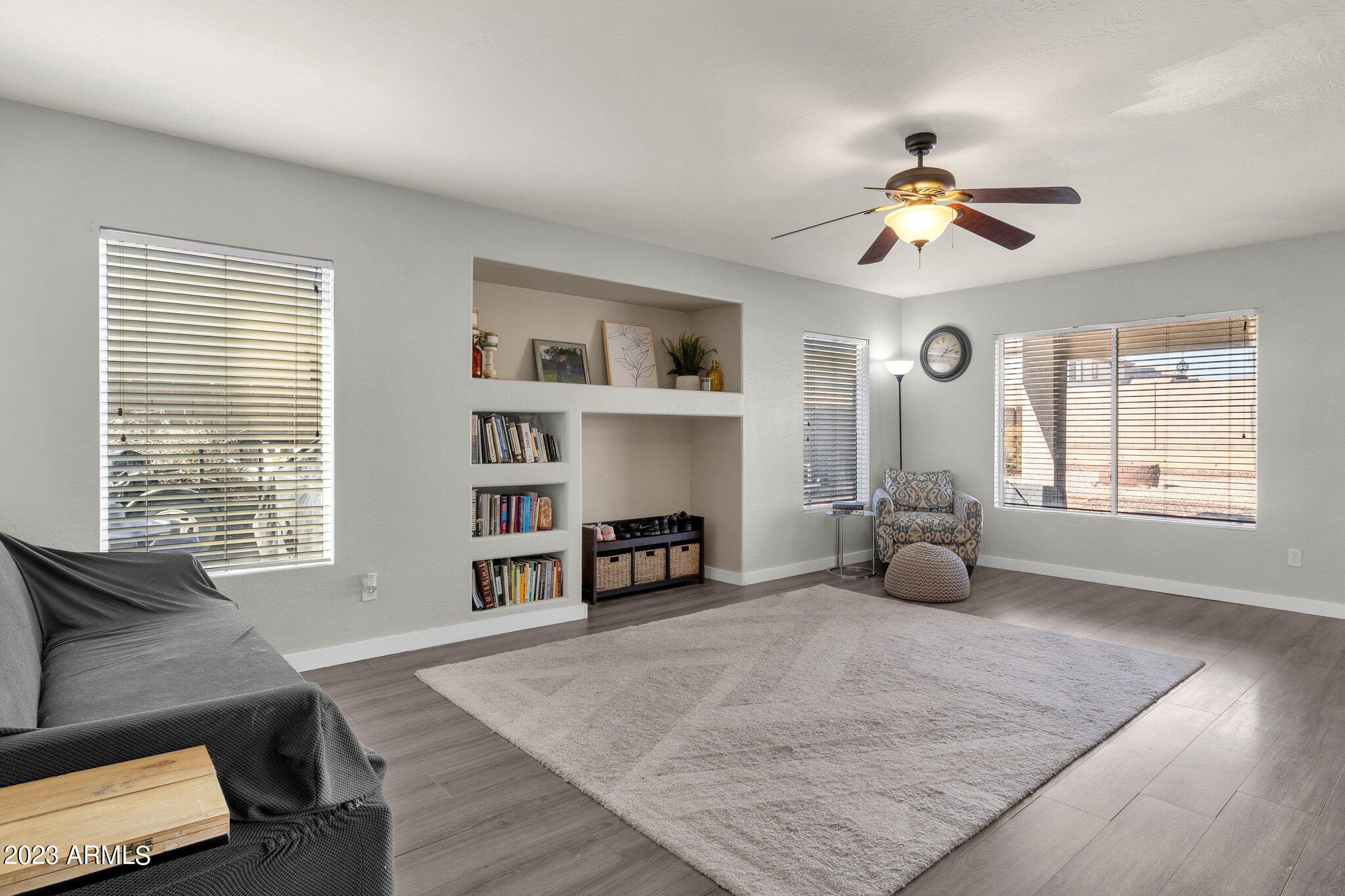 22184 W MORNING GLORY Street
