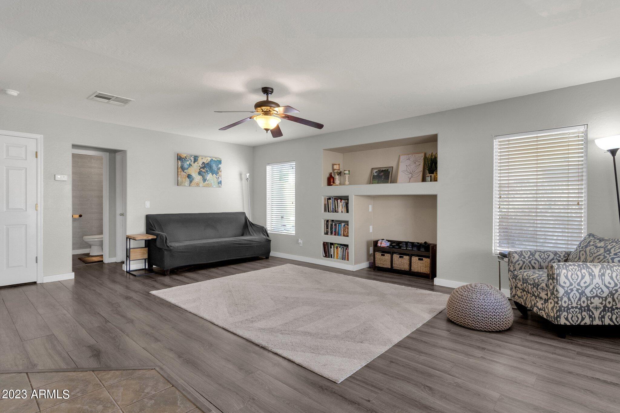 22184 W MORNING GLORY Street