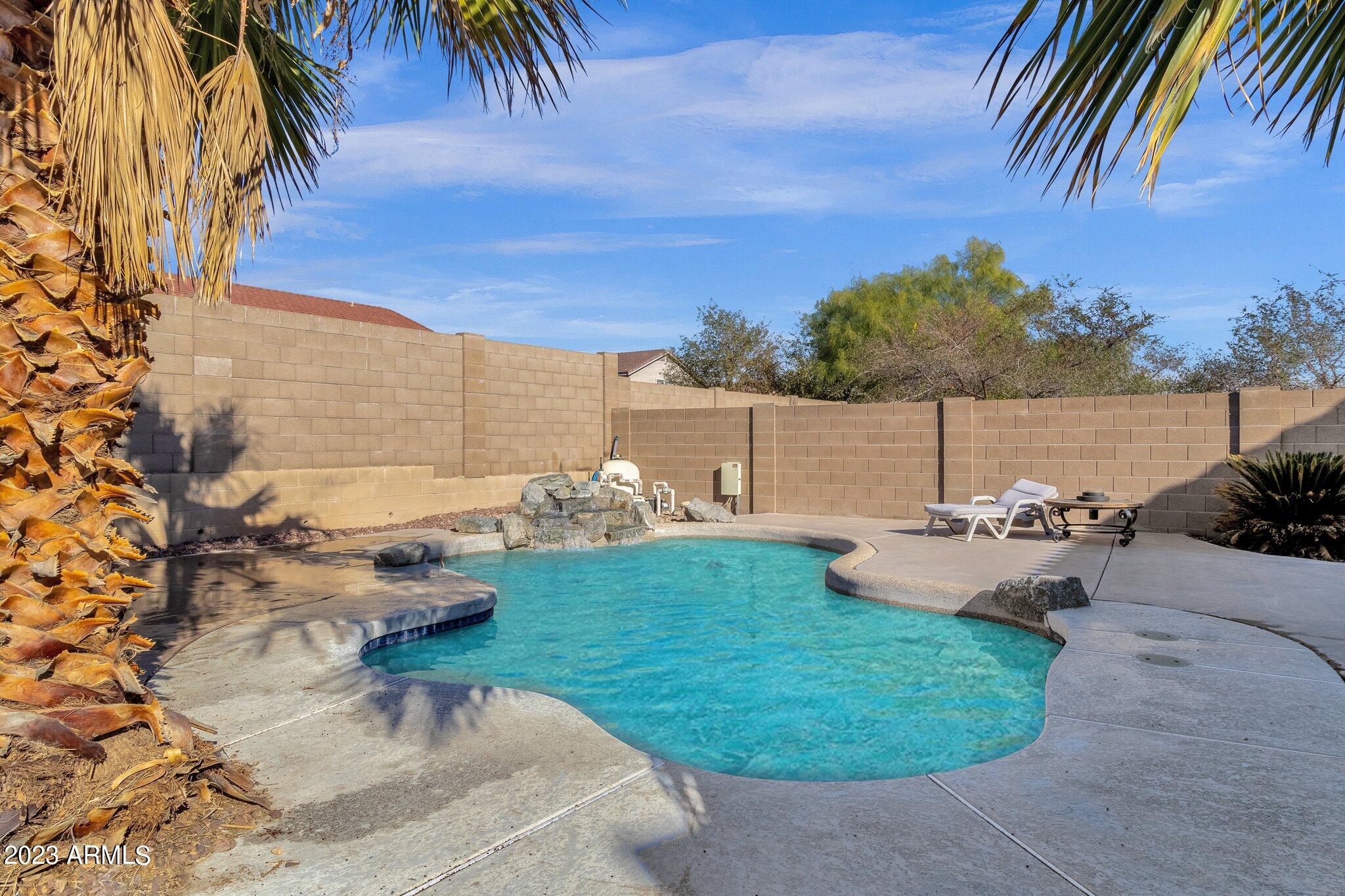 22184 W MORNING GLORY Street