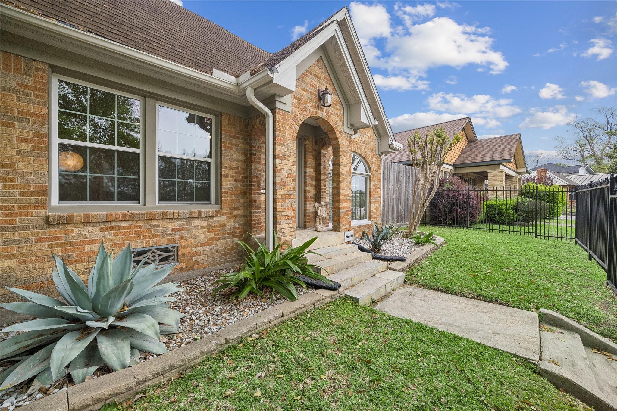2108 White Oak Drive