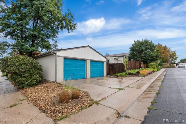 1395 W Exposition Avenue
