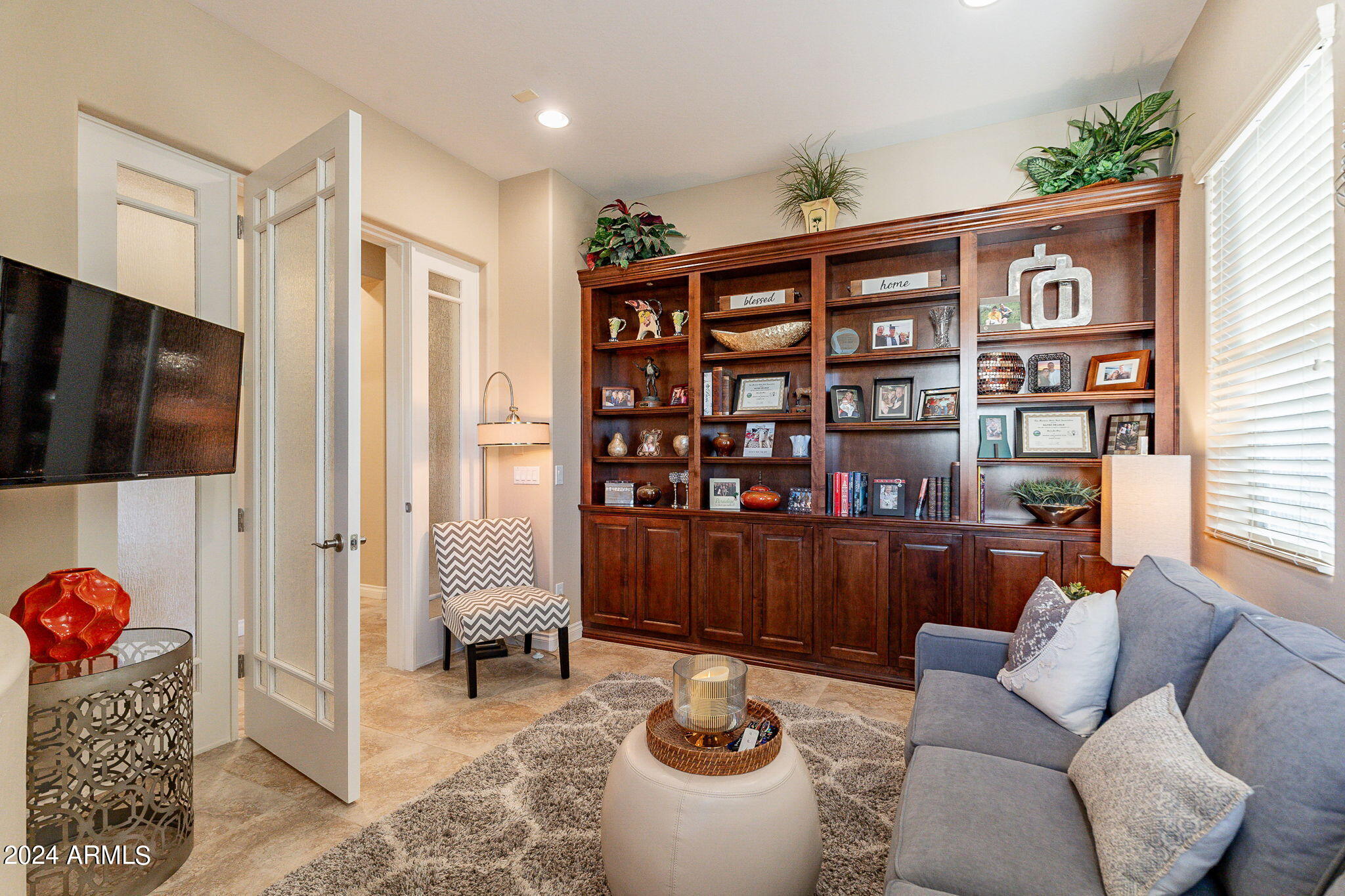 1557 E VESPER Trail