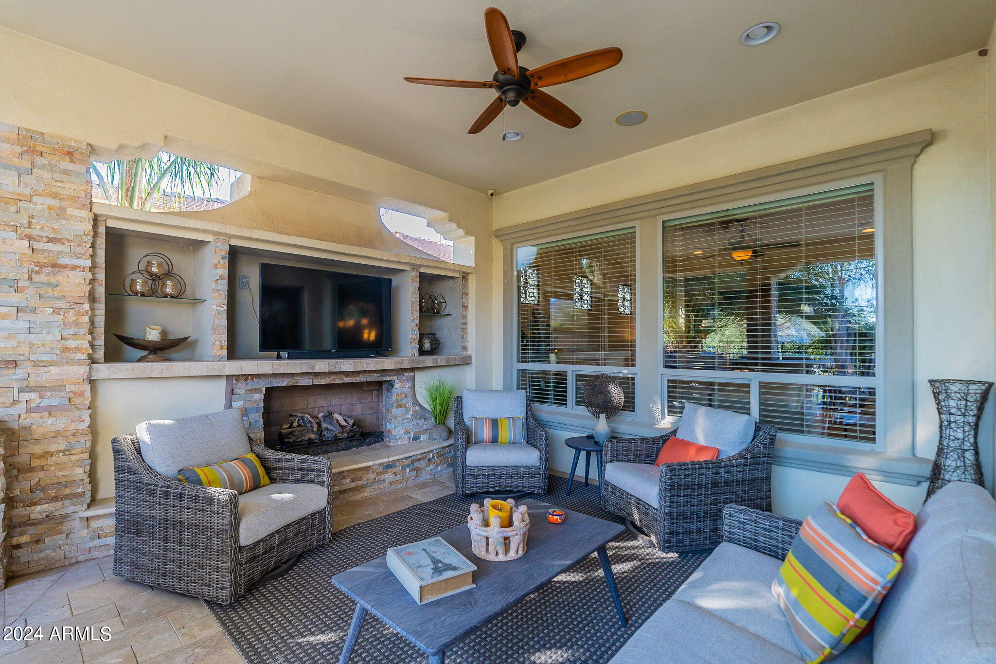 1557 E VESPER Trail
