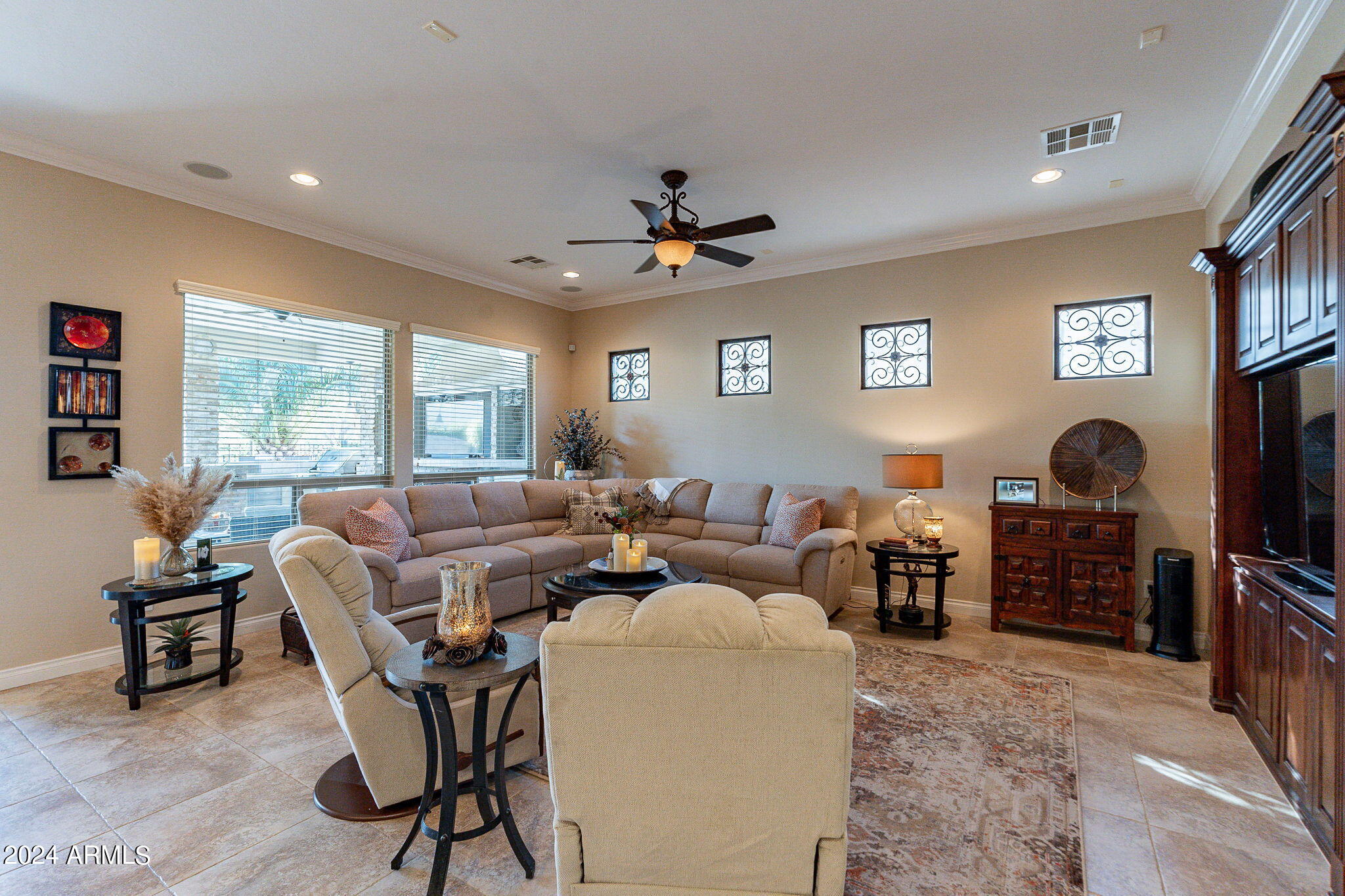 1557 E VESPER Trail