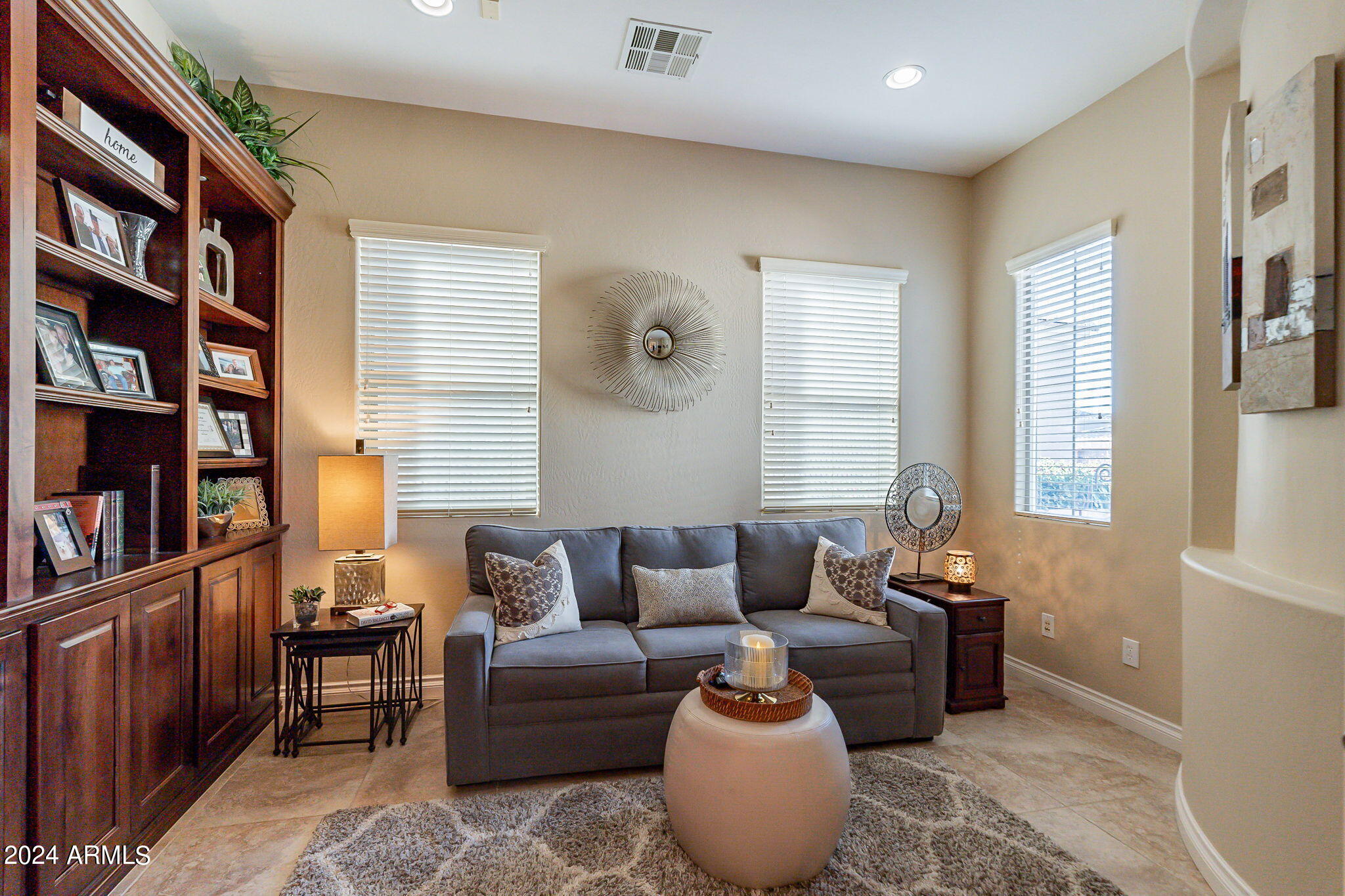 1557 E VESPER Trail