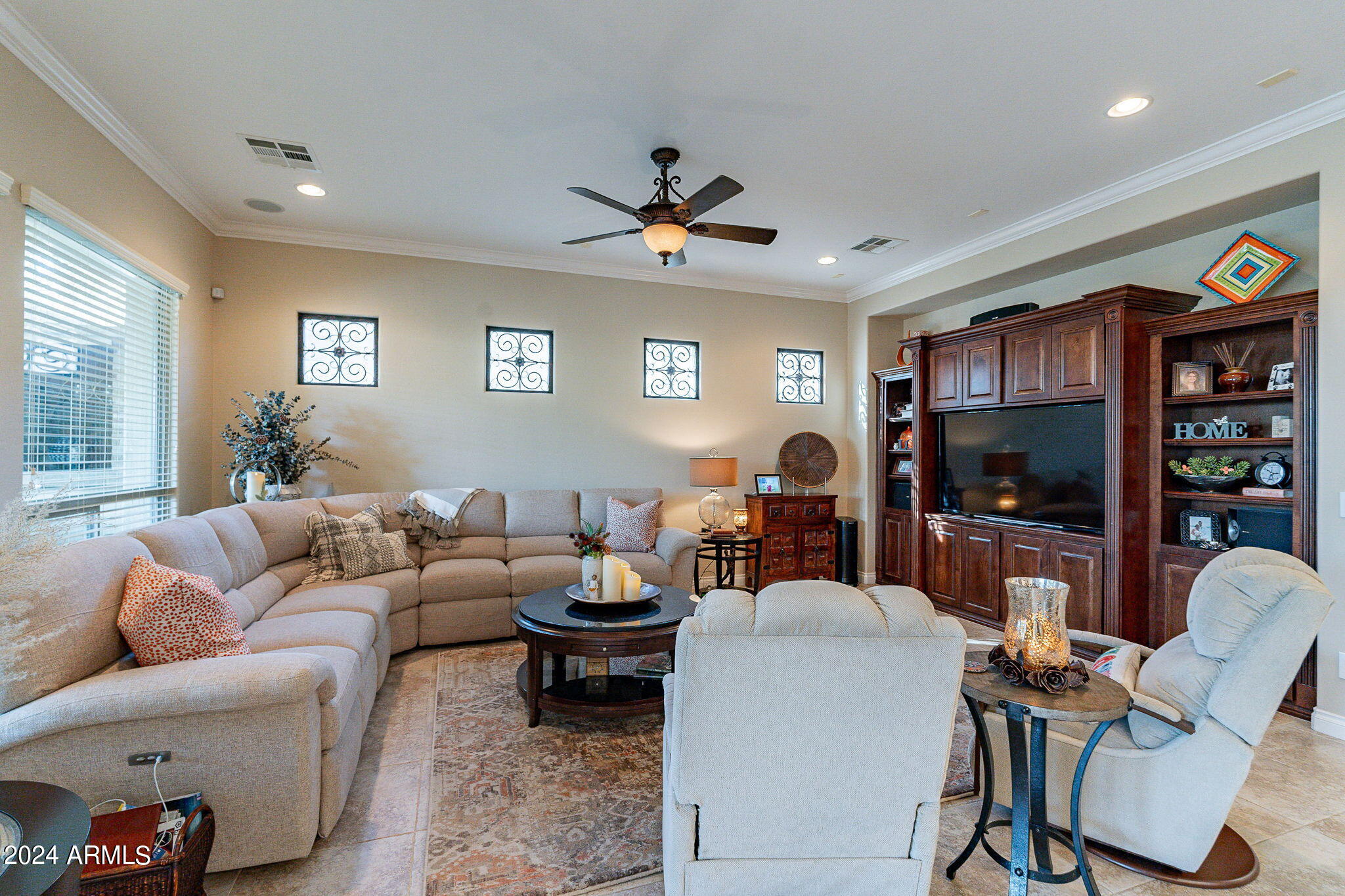 1557 E VESPER Trail
