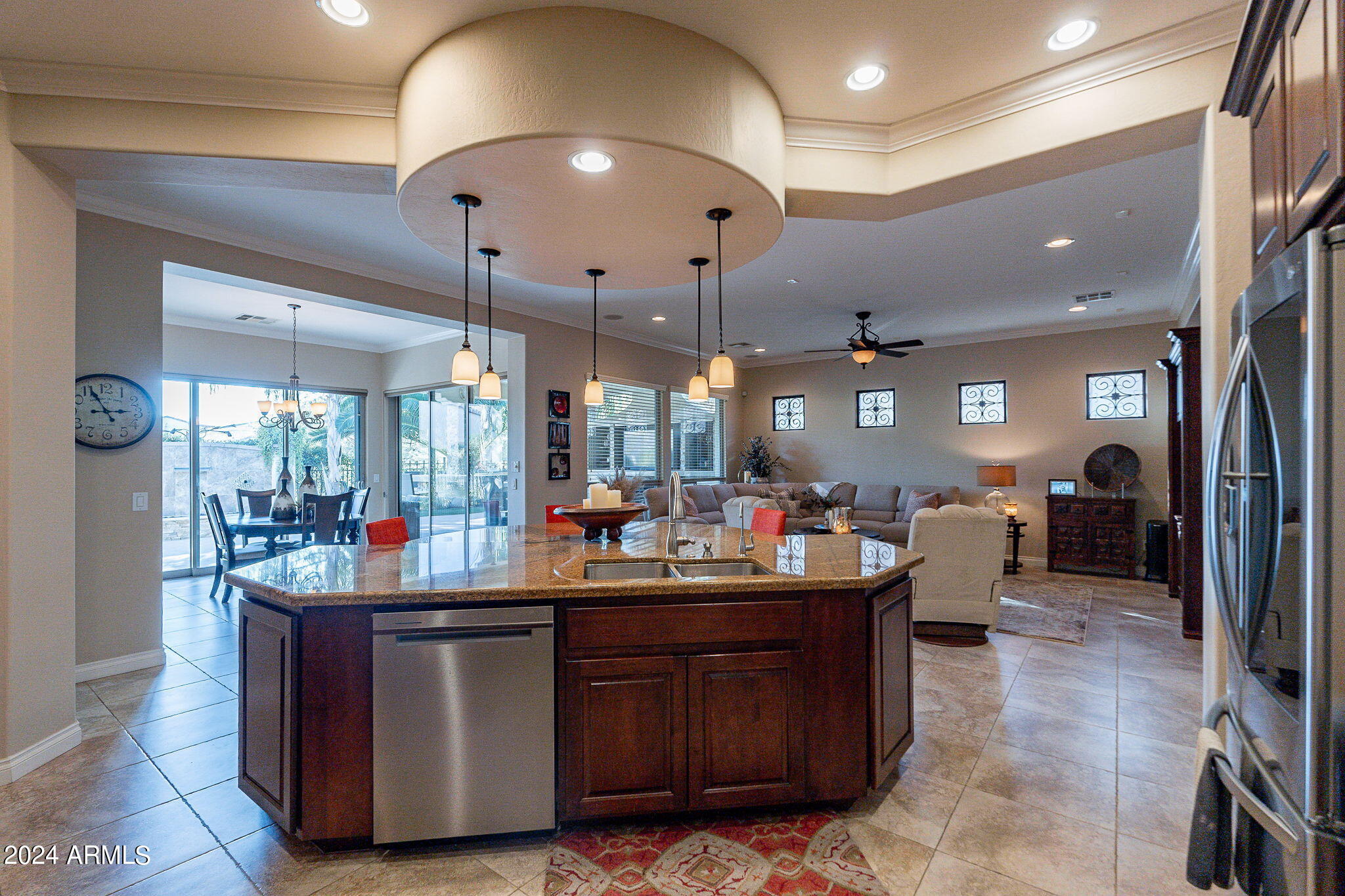 1557 E VESPER Trail
