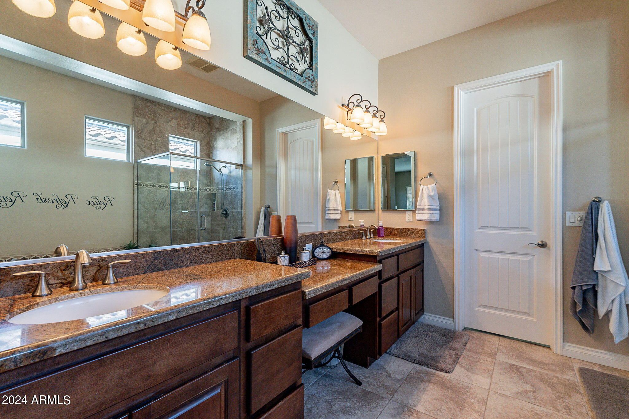 1557 E VESPER Trail