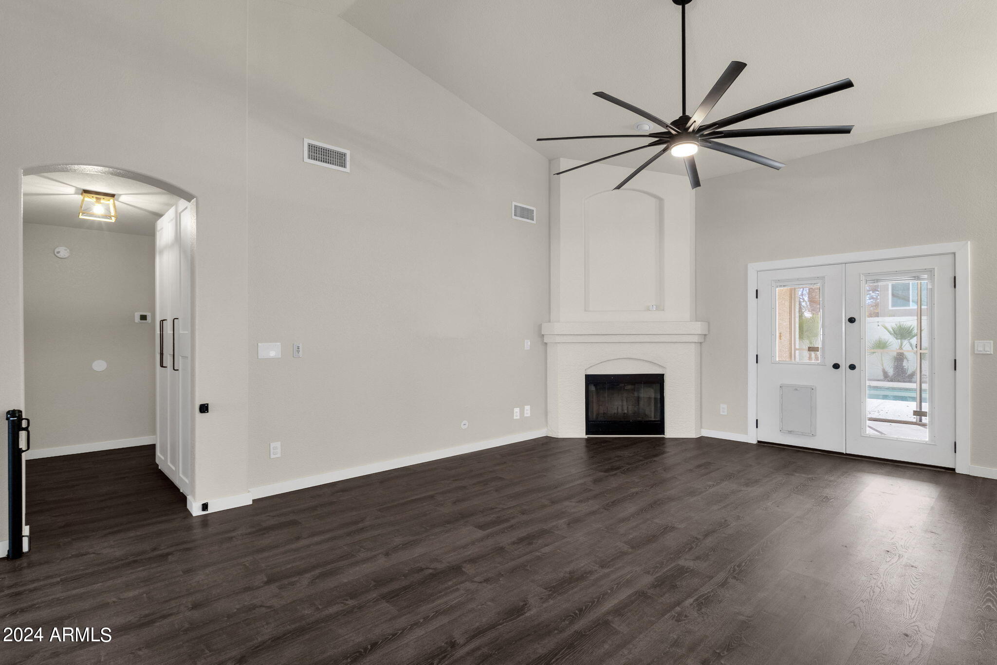 3703 W SHANNON Street