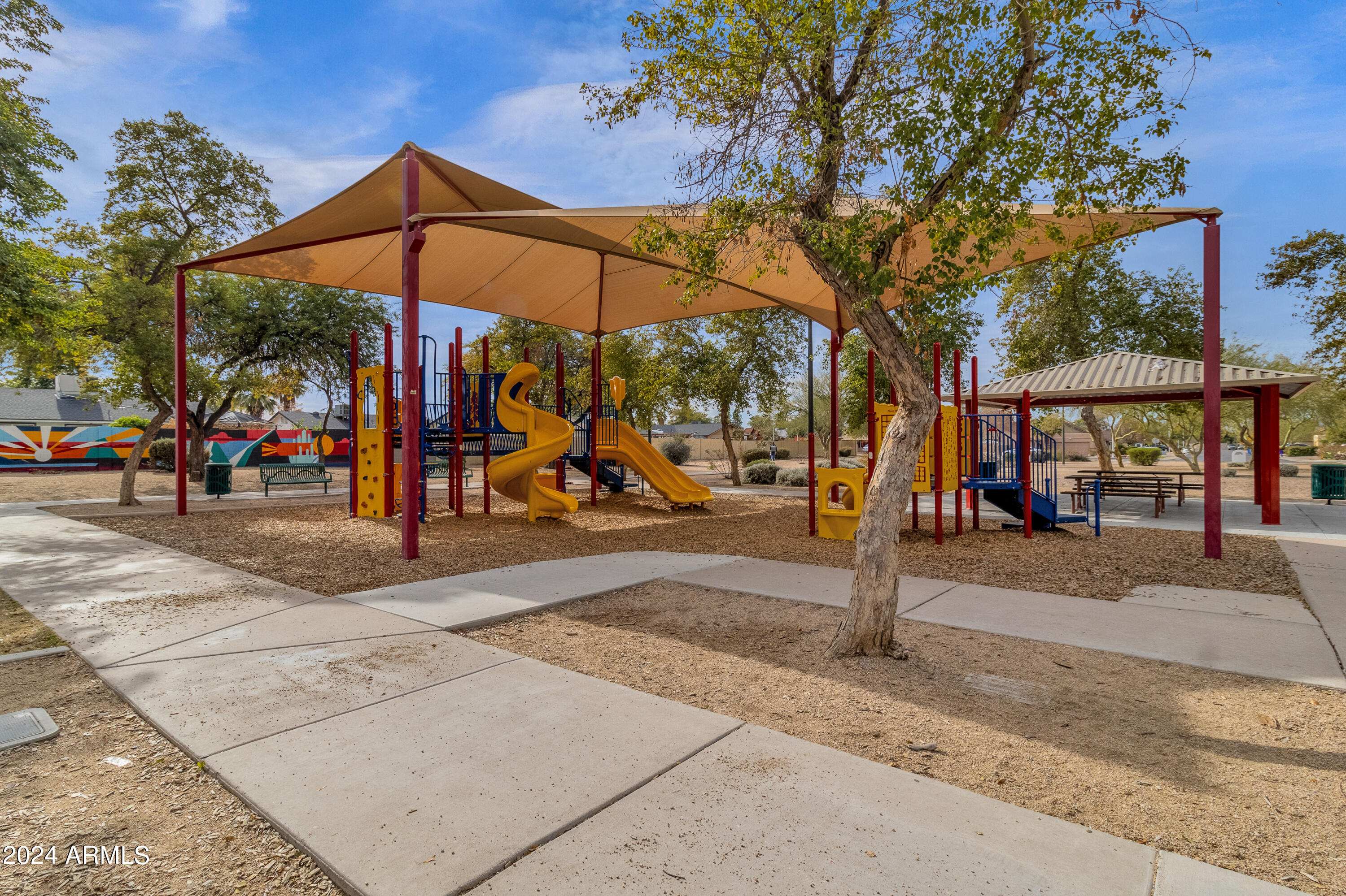 3703 W SHANNON Street