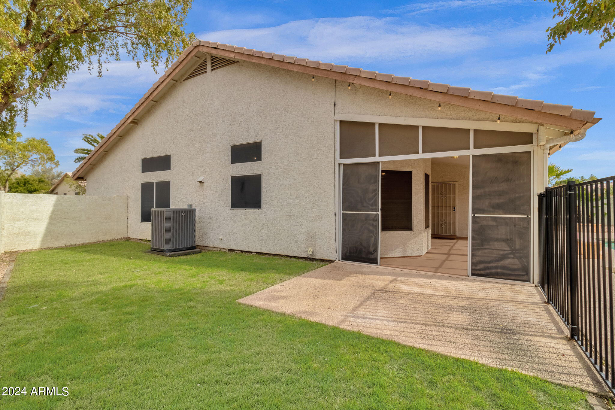 3703 W SHANNON Street