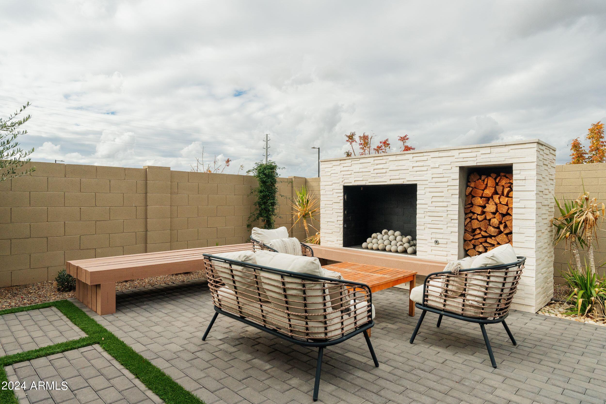 22498 E STIRRUP Street