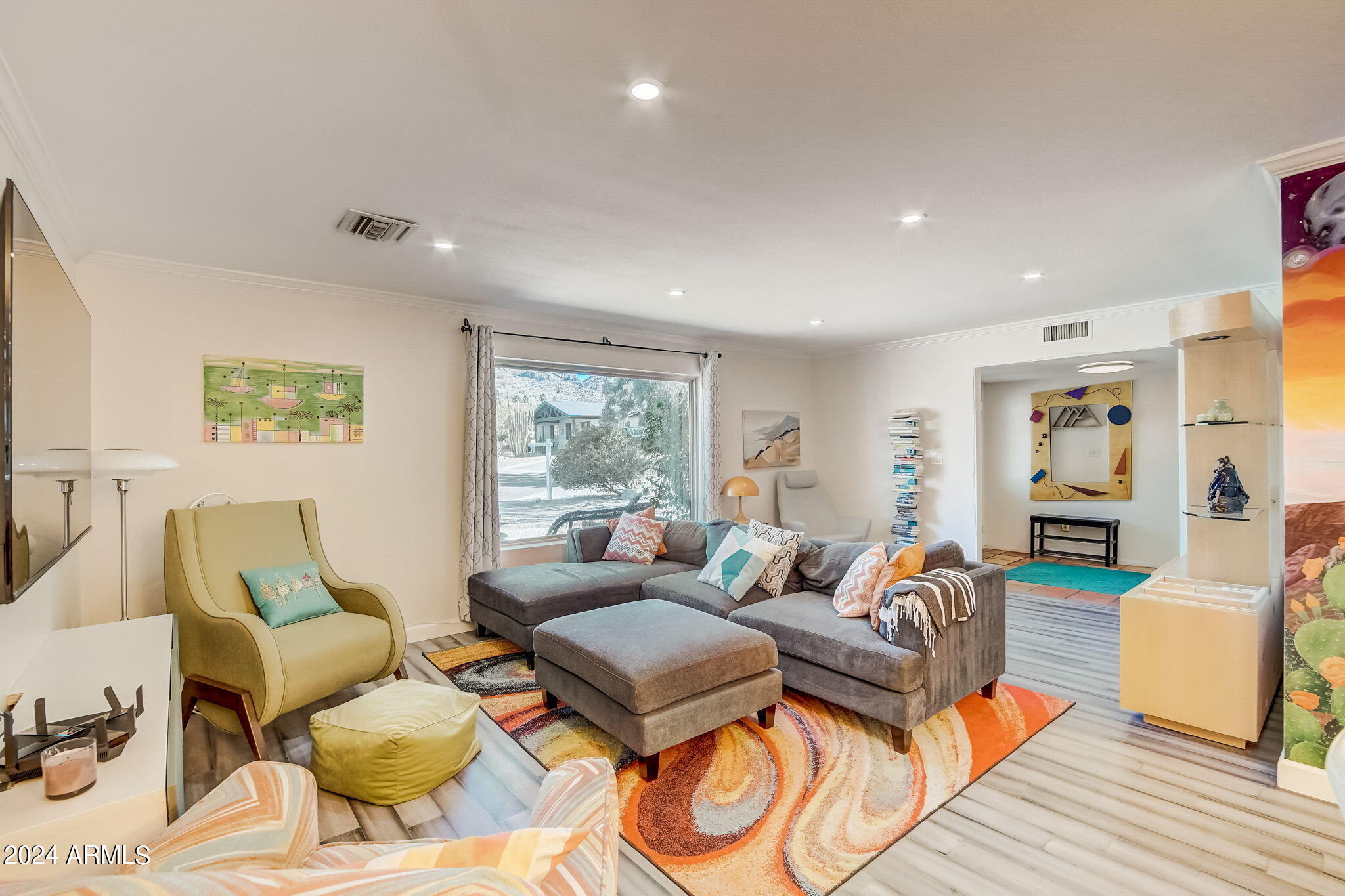 6802 N 22ND Place