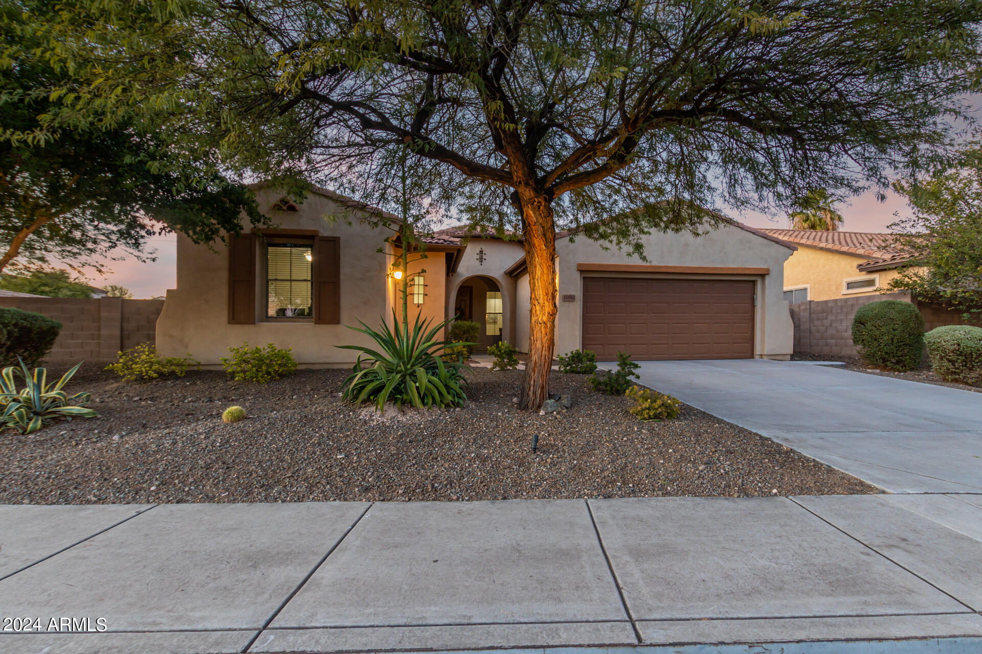 12662 W Miner Trail