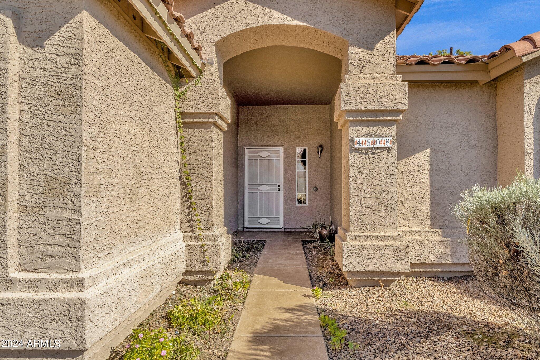 4508 E KIOWA Street
