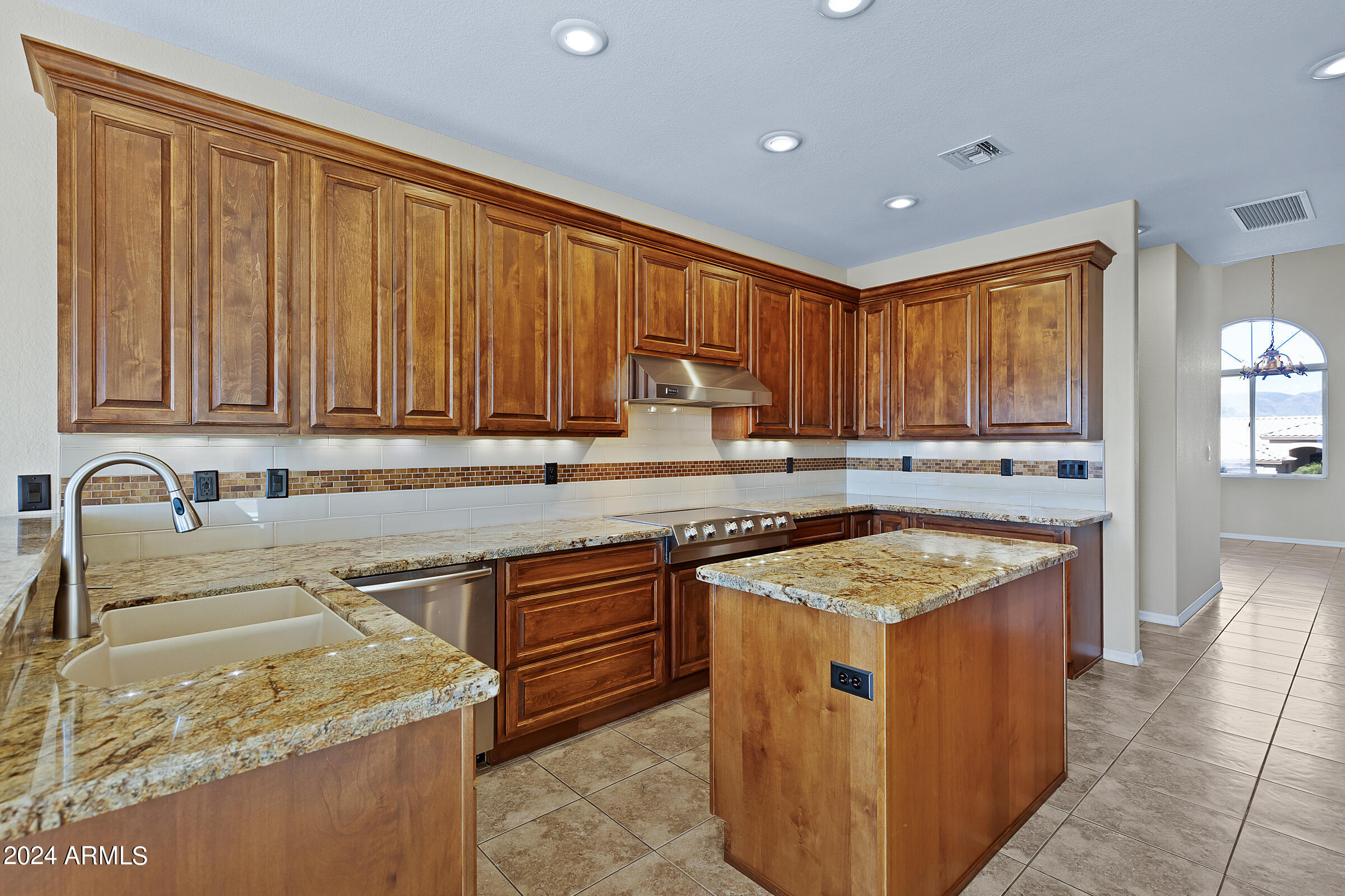 15951 E PONDEROSA Drive