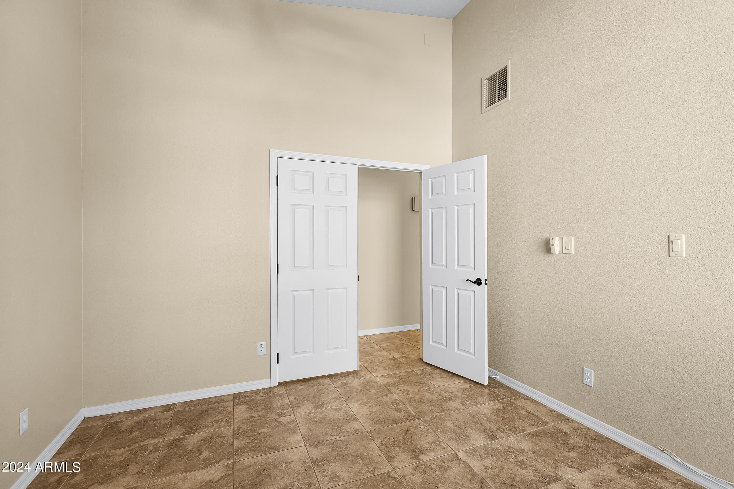 15951 E PONDEROSA Drive