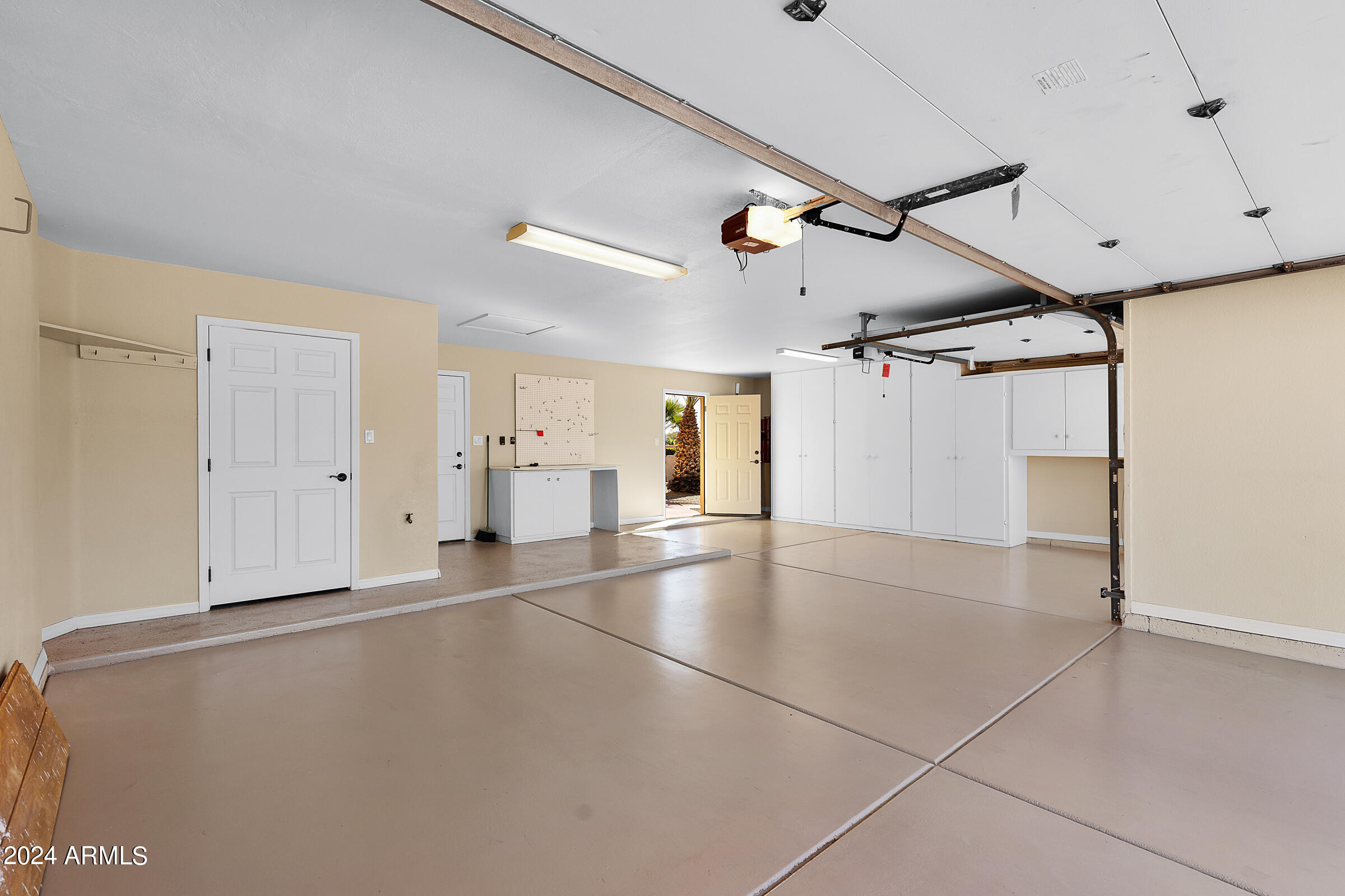 15951 E PONDEROSA Drive