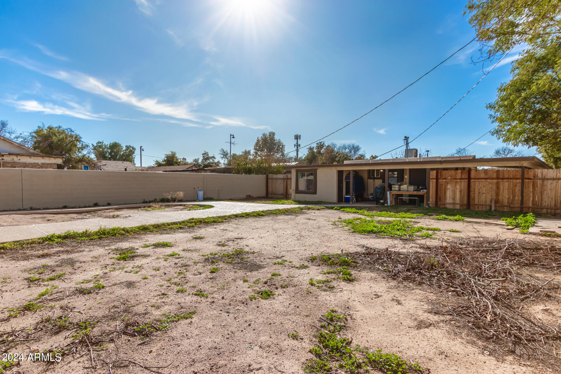 14005 N EL MIRAGE Road