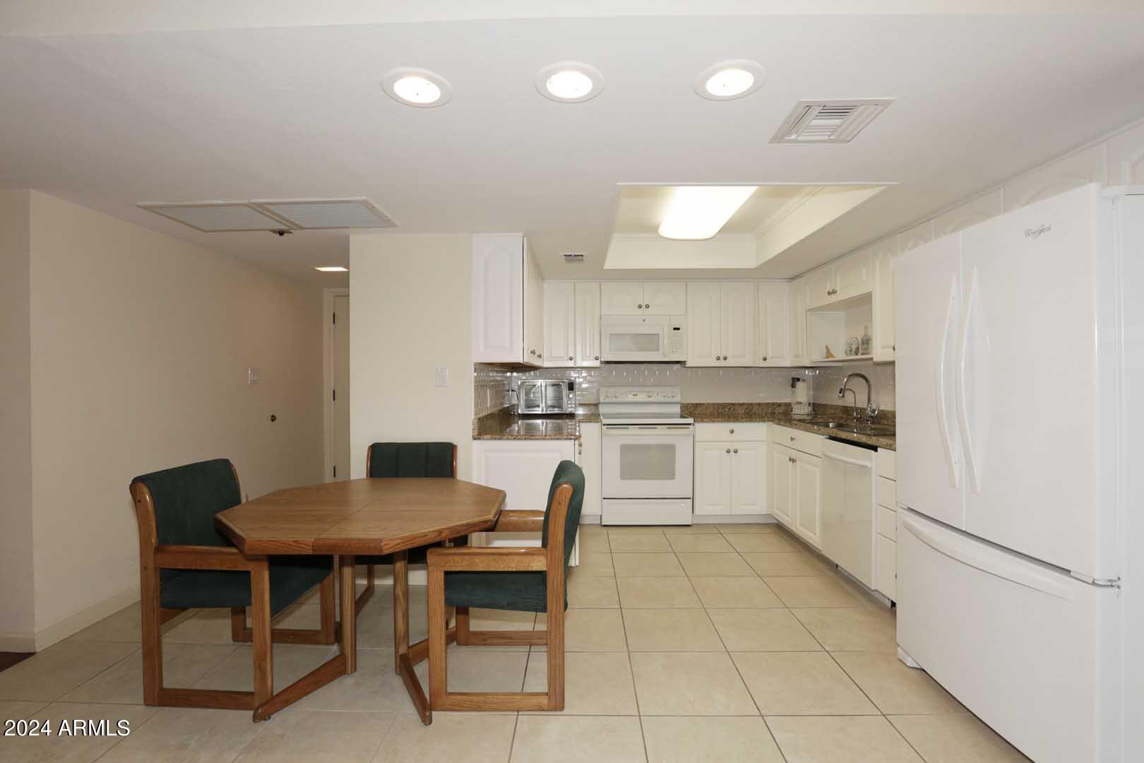 7830 E CAMELBACK Road, 511