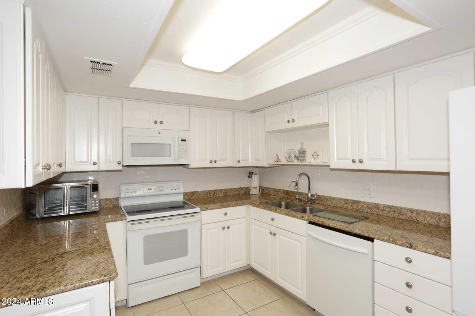 7830 E CAMELBACK Road, 511