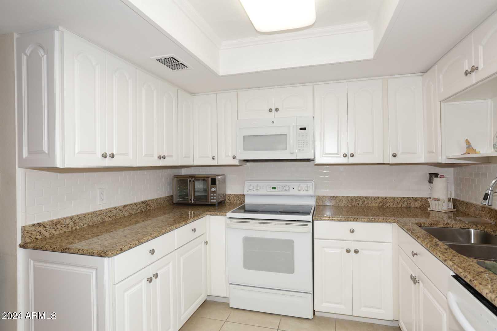 7830 E CAMELBACK Road, 511