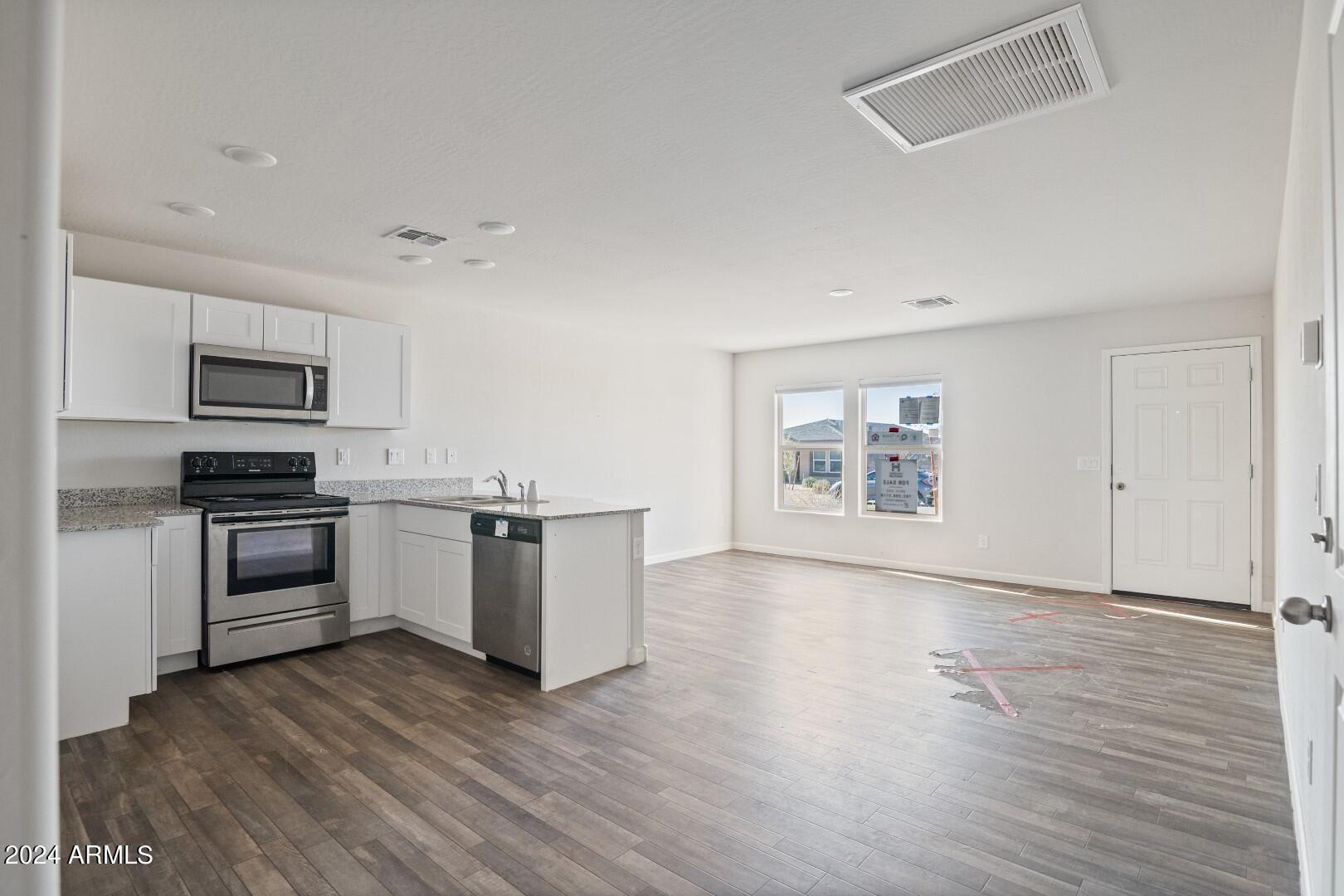 466 BRANDEIS Drive