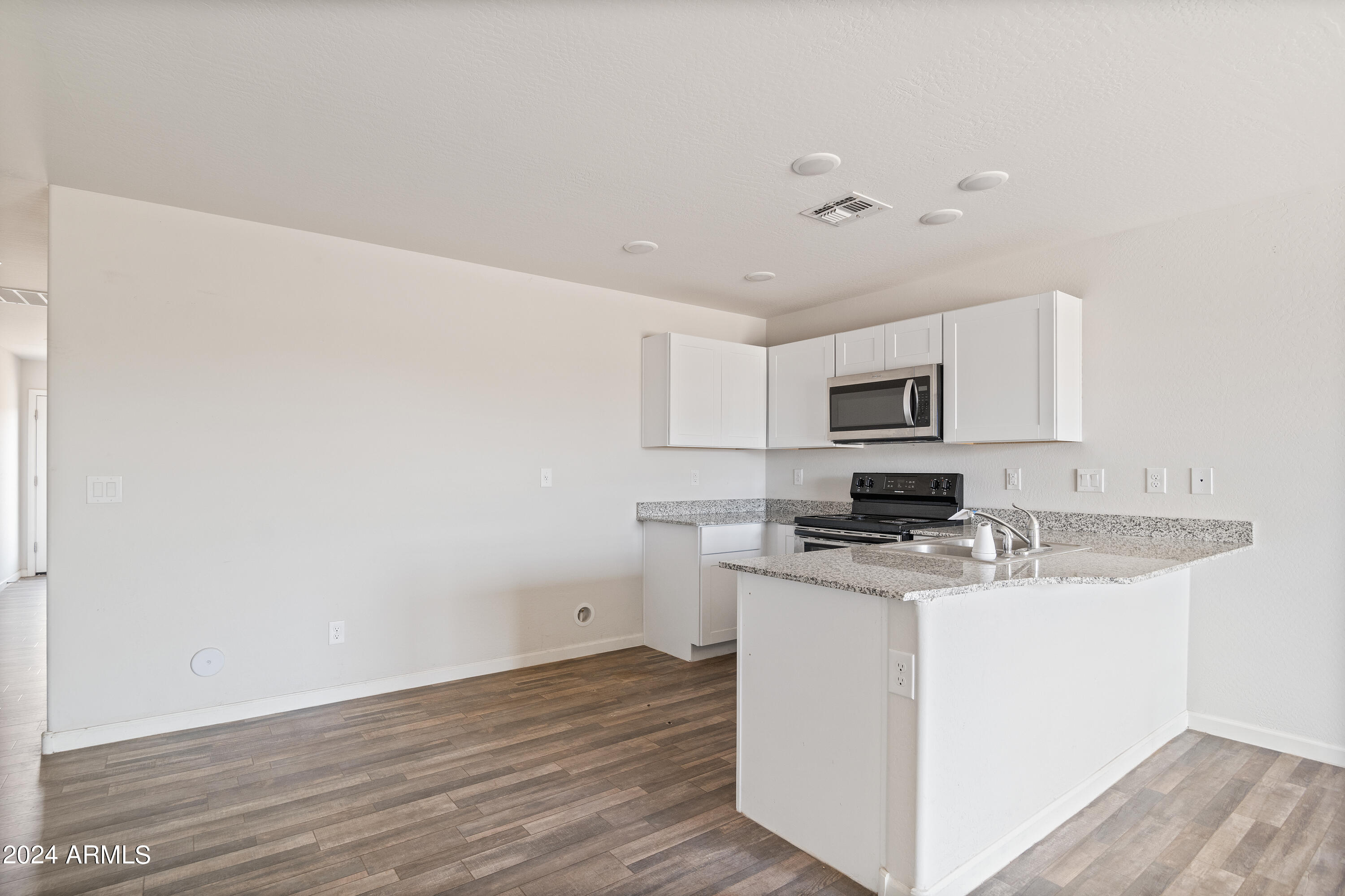 466 BRANDEIS Drive