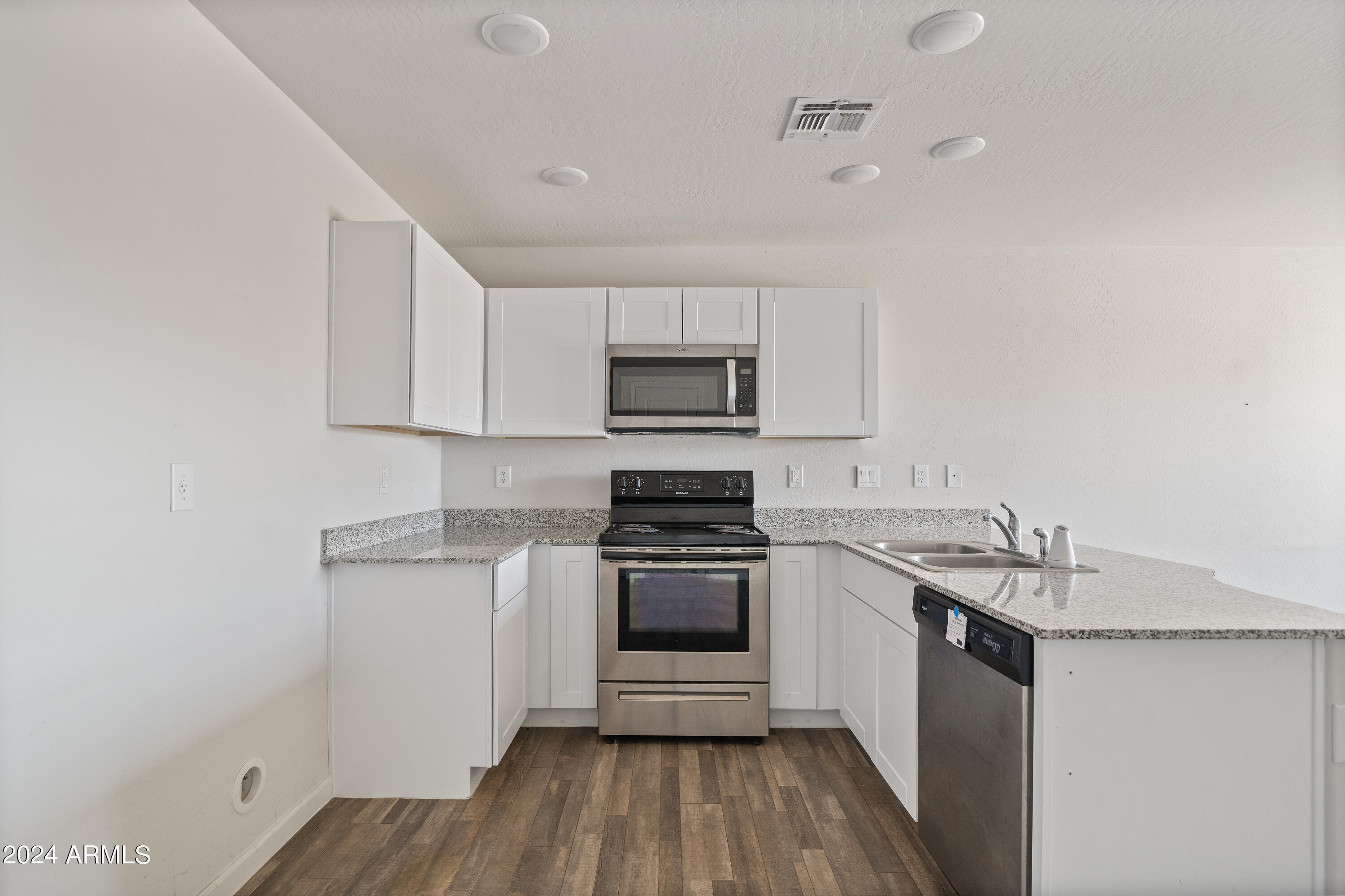 466 BRANDEIS Drive
