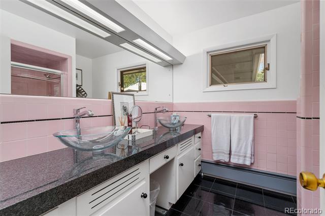 3405 S Quay Street