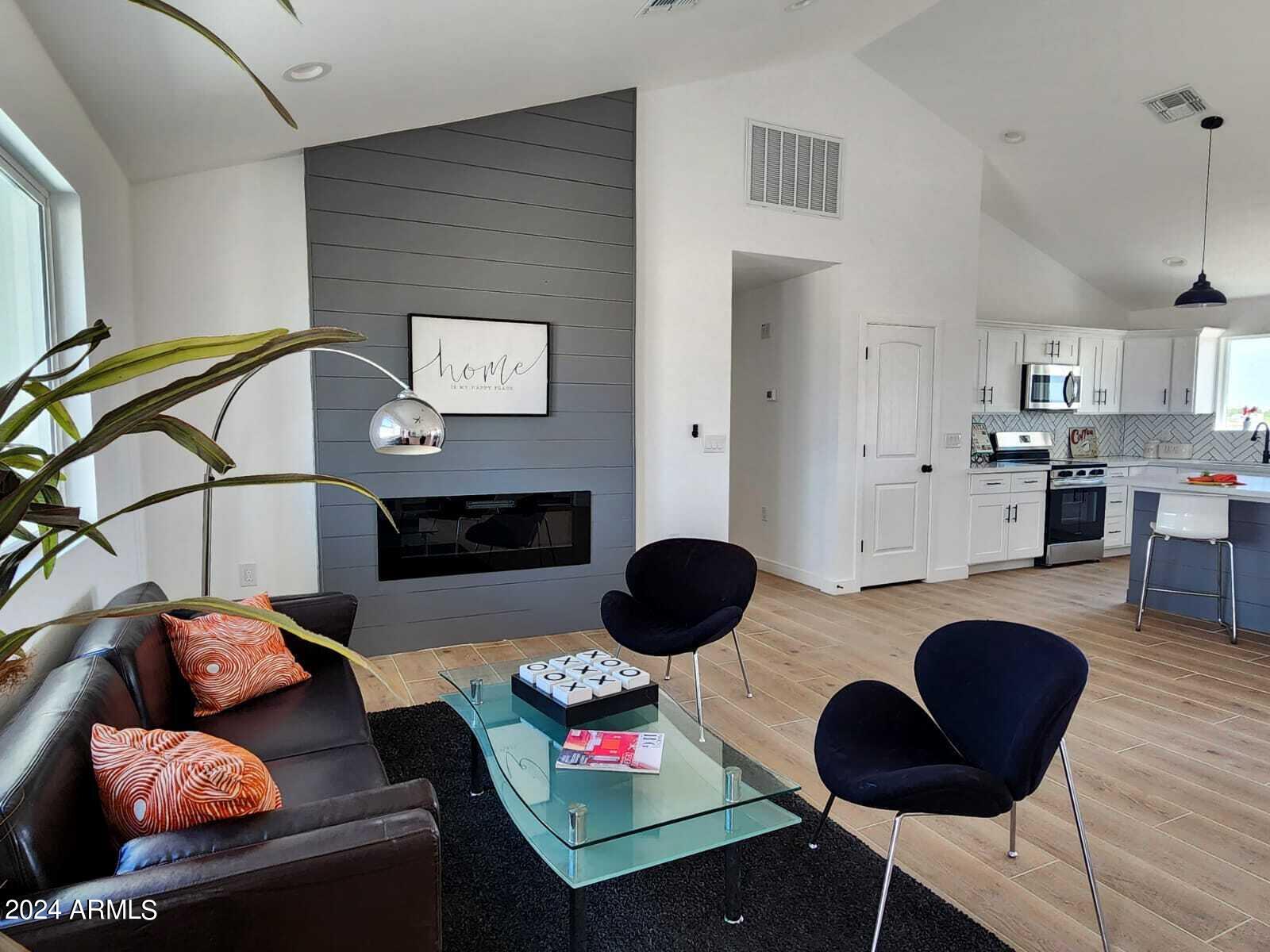 37791 W PIERCE Street