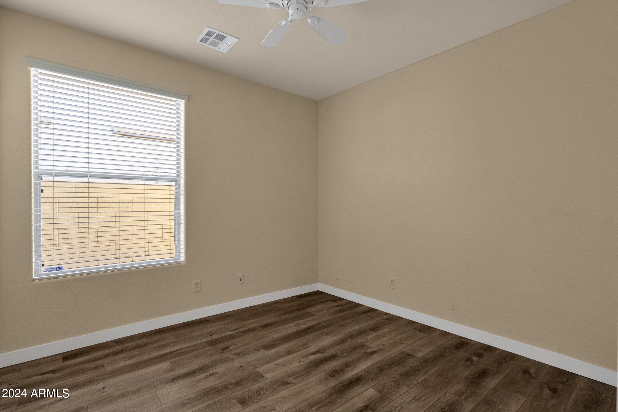 4078 N FOUNDER Circle