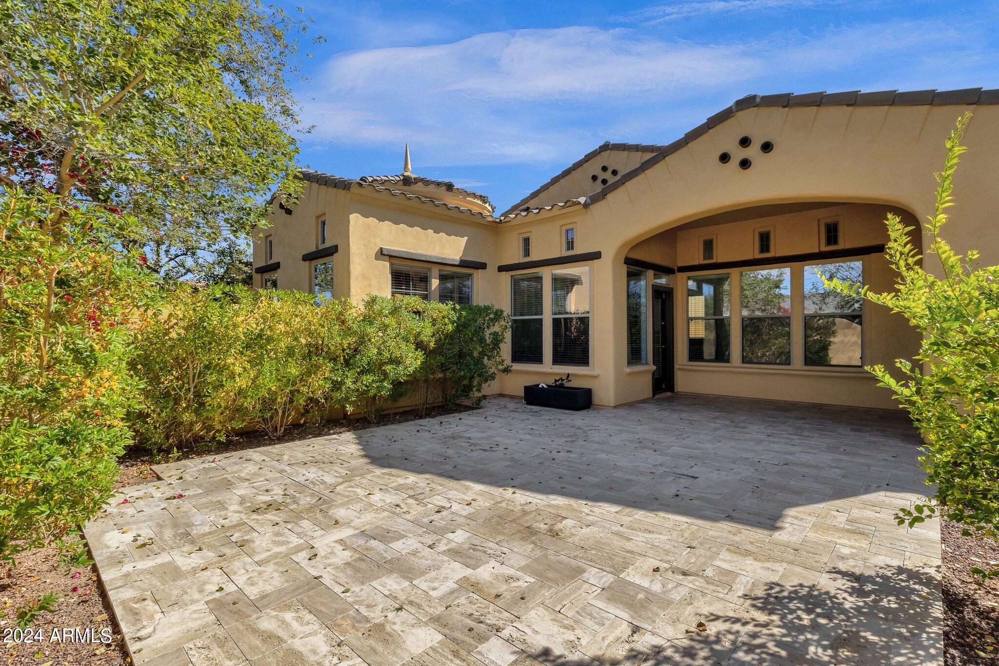 4078 N FOUNDER Circle