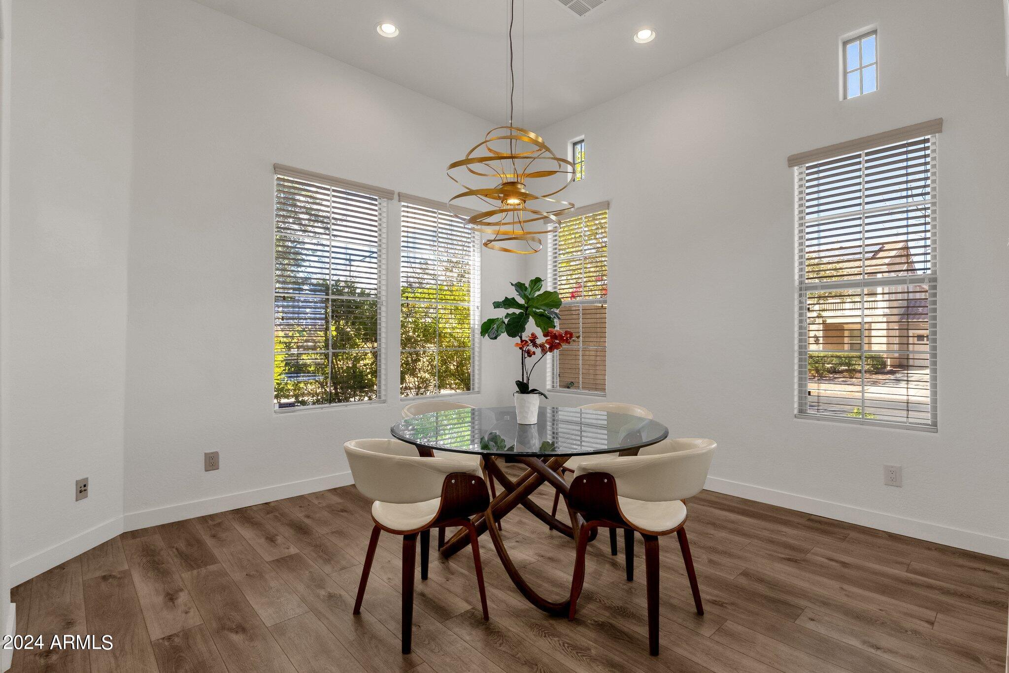 4078 N FOUNDER Circle