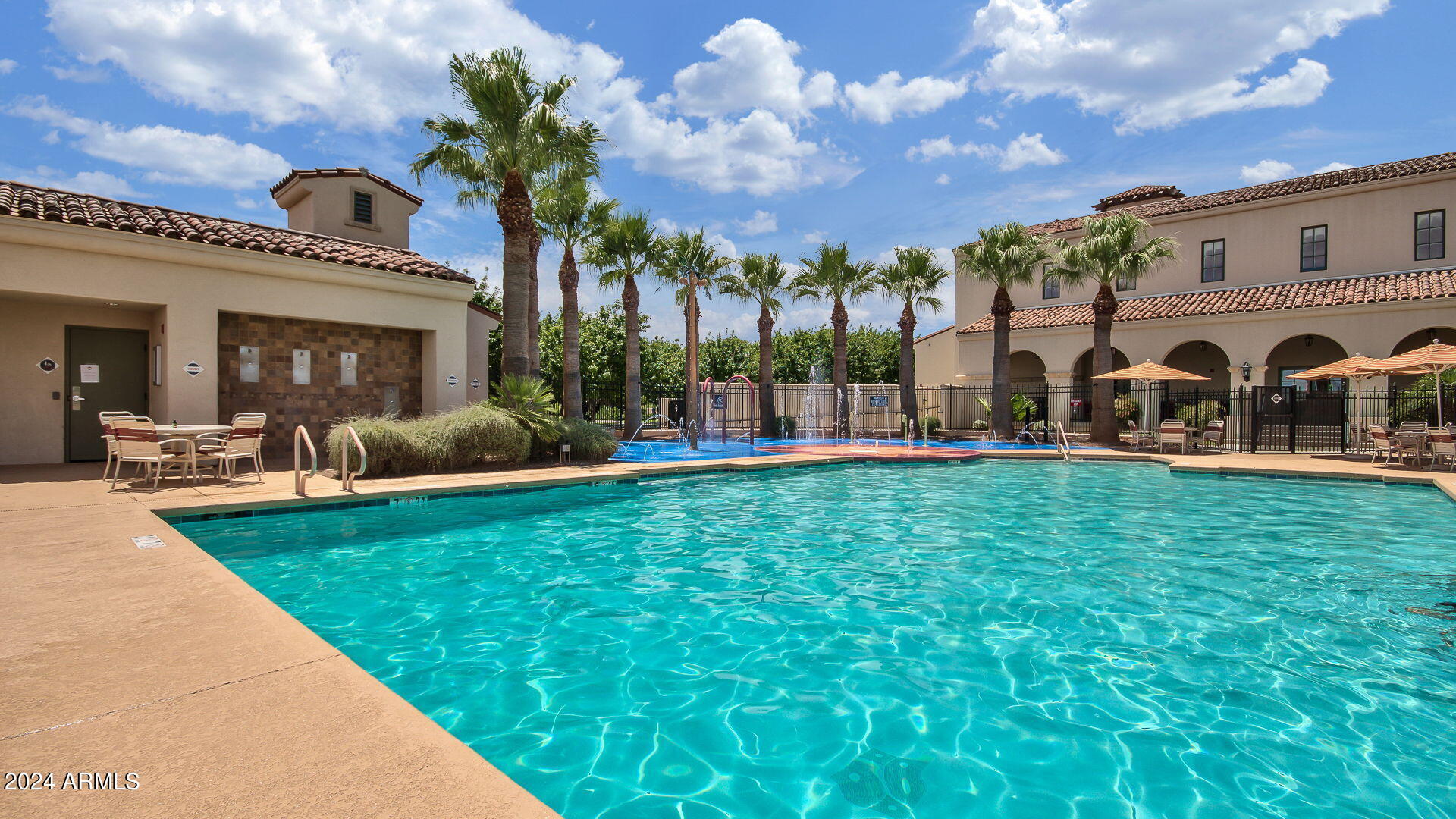 4078 N FOUNDER Circle