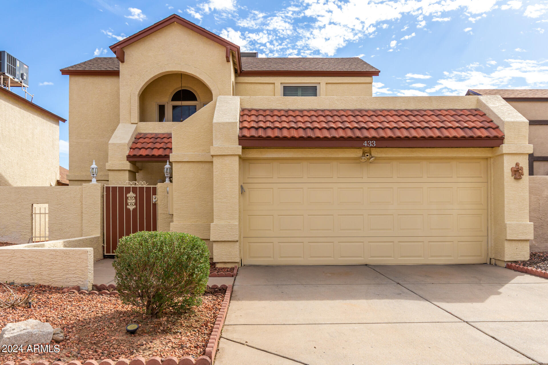 433 E WESCOTT Drive