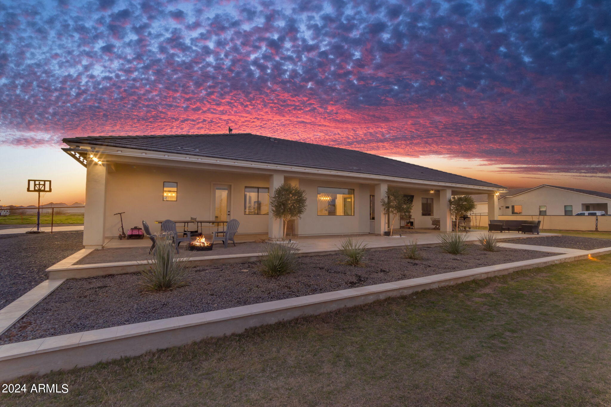 35449 N FIELDVIEW Drive