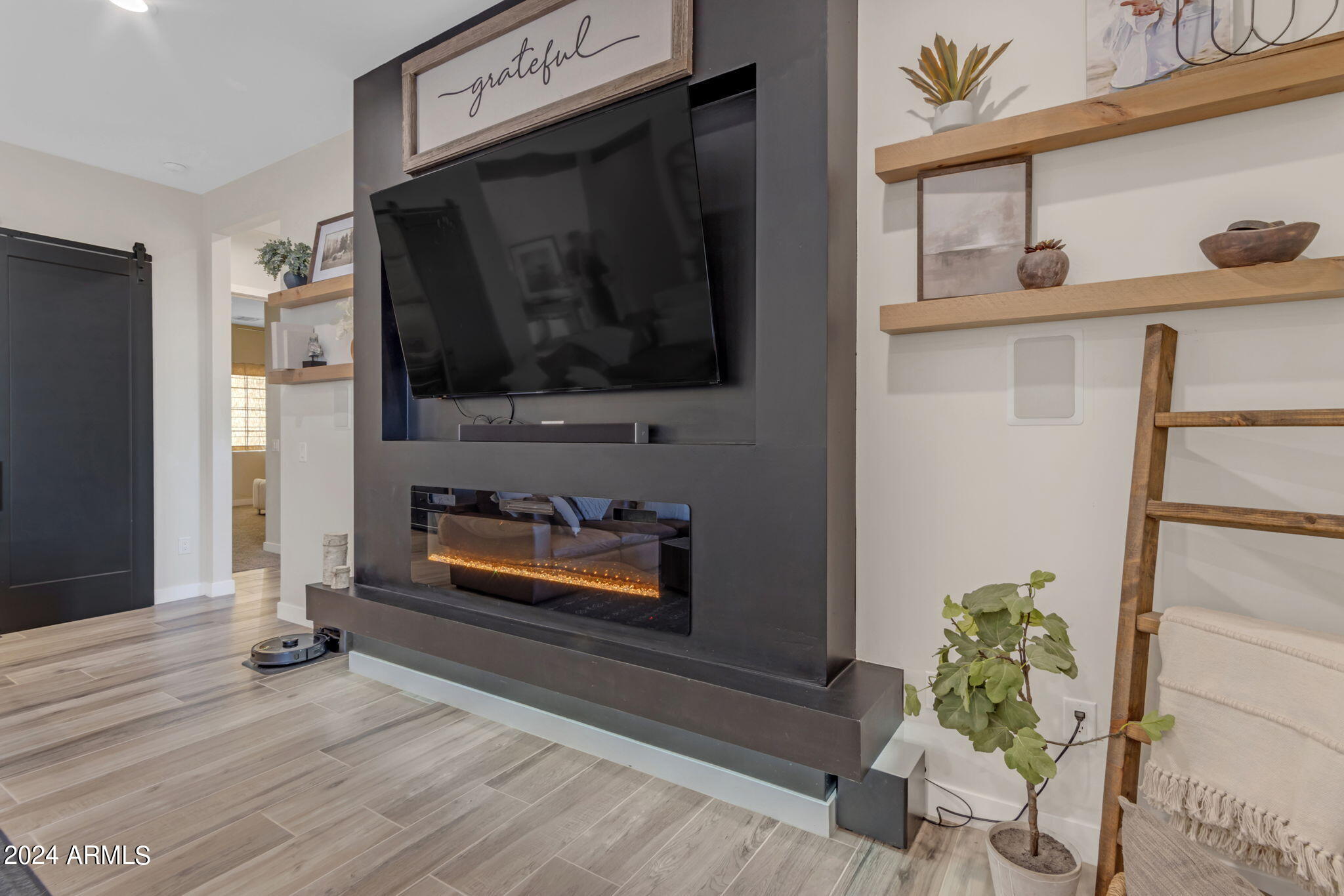 35449 N FIELDVIEW Drive