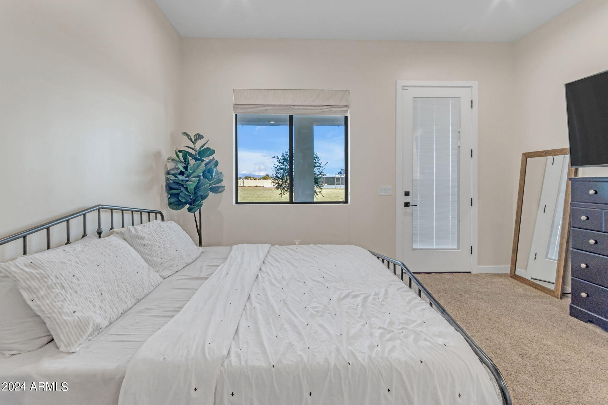 35449 N FIELDVIEW Drive